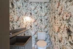 Image 9 - 925336