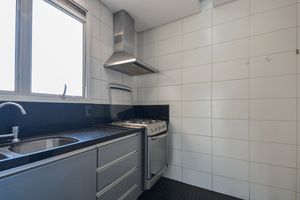 Image 31 - 925336