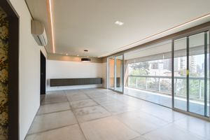 Image 4 - 925336