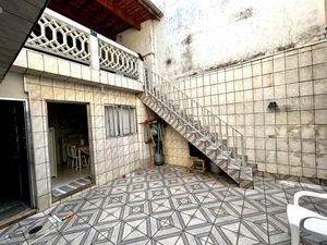 Image 25 - 925347