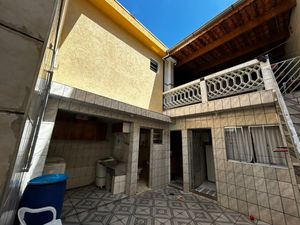 Image 19 - 925347