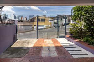 Image 1 - 925348
