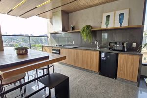 Image 40 - 925353