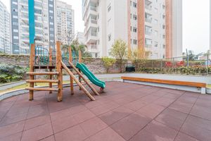 Image 27 - 925359