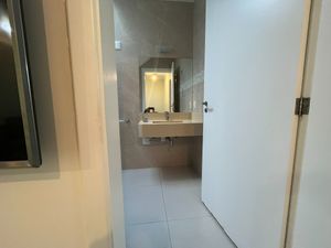 Image 4 - 925368