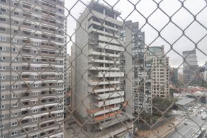 Image 19 - 925374