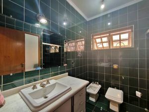 Image 38 - 925377