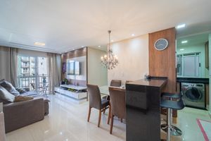 Image 1 - 925387