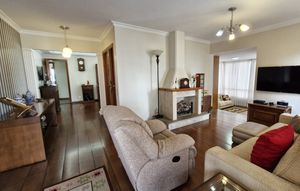 Image 19 - 925408