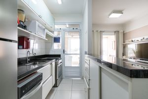 Image 26 - 925412