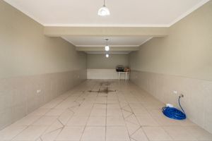 Image 24 - 925413