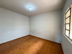 Image 17 - 925416