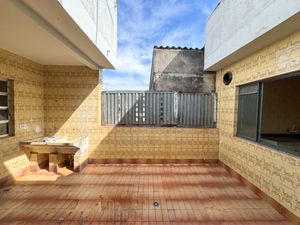 Image 8 - 925416