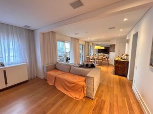 Image 19 - 925418