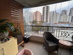 Image 15 - 925418