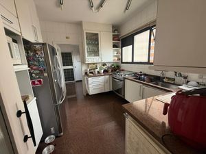 Image 13 - 925420