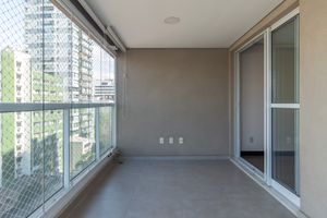 Image 18 - 925421