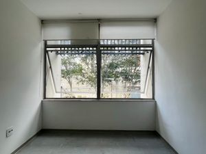 Image 7 - 925422
