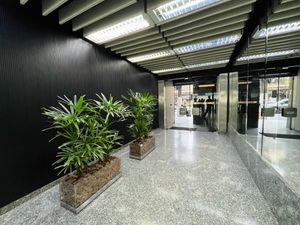 Image 22 - 925422