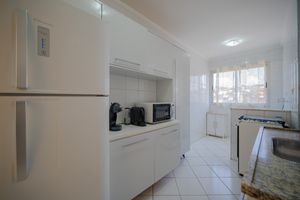 Image 9 - 925425