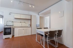Image 36 - 925429