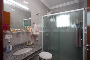 Image 37 - 925430