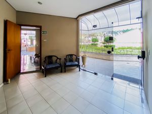 Image 45 - 925432