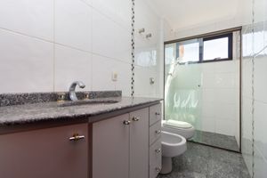 Image 18 - 925432