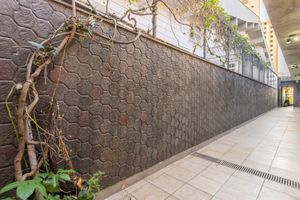 Image 32 - 925434