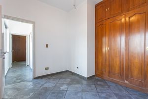 Image 39 - 925434