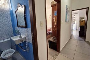 Image 19 - 925440