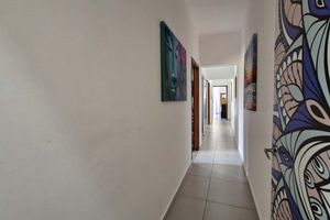 Image 8 - 925440