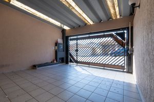 Image 37 - 925450