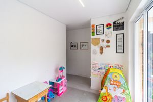 Image 17 - 925456