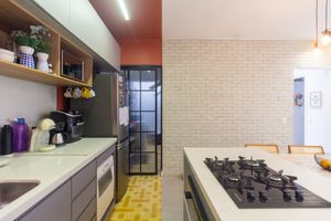 Image 32 - 925456