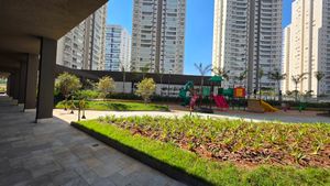 Image 32 - 925457