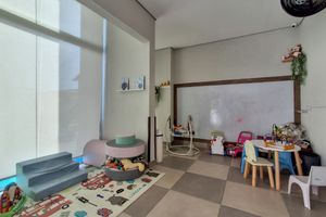 Image 30 - 925461