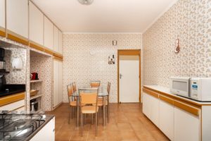 Image 22 - 925463