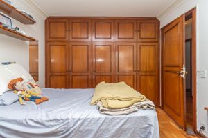 Image 18 - 925464
