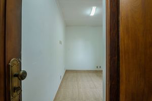 Image 11 - 925465