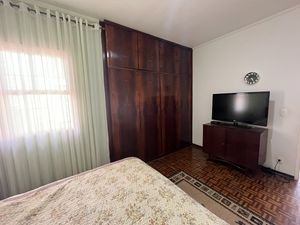 Image 19 - 925468