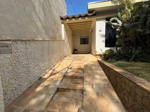 Image 33 - 925468