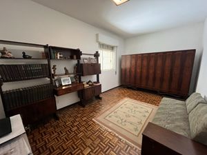 Image 20 - 925468