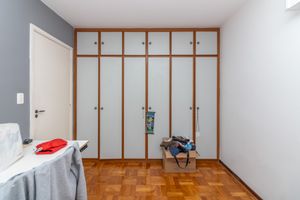 Image 19 - 925471