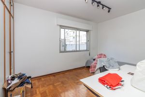 Image 17 - 925471