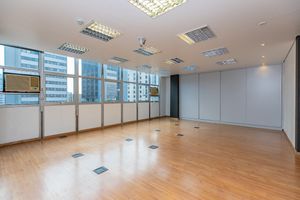 Image 3 - 925476