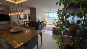 Image 19 - 925477