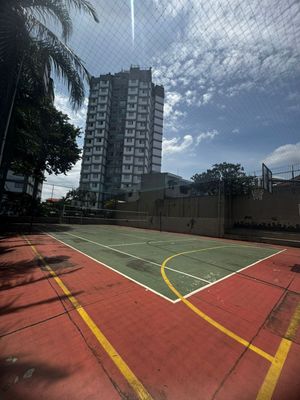 Image 39 - 925480