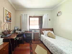 Image 19 - 925486