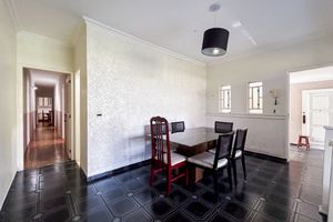 Image 11 - 925488